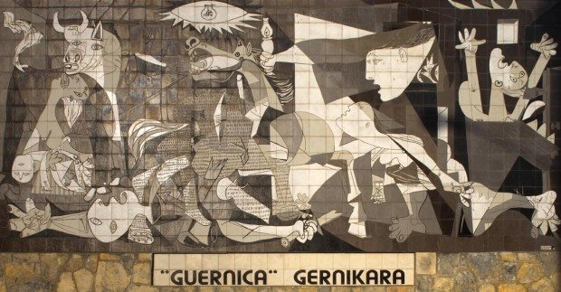 Mural_del_Gernika a festmeny reprodukcioja Guernicaban hu_wikipedia_org