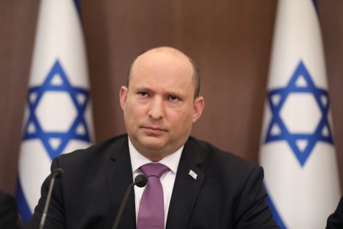 A volt izraeli kormányfő azt állítja, Putyin megígérte neki, hogy nem öli meg Zelenszkijt